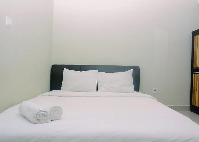 Fully Furnished With Comfortable Design Studio Springlake Summarecon Apartment By Travelio